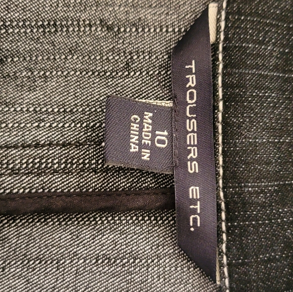 Denim Blazer Jean Jacket w/ Silver Embroidered Detail Size 10 - Picture 4 of 5